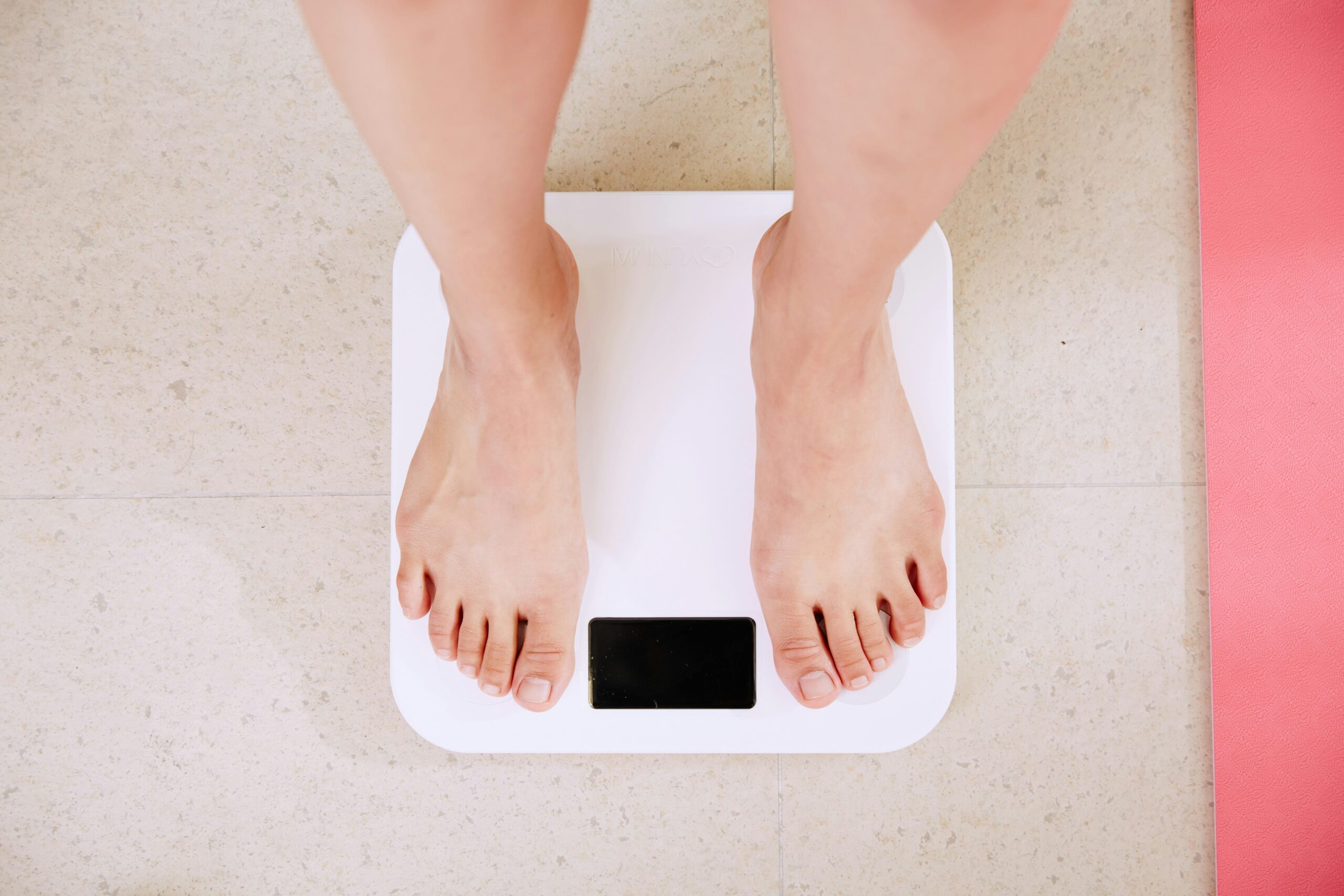 Herbal Happiness: Unlocking the Weight Loss Magic of Lemon Balm