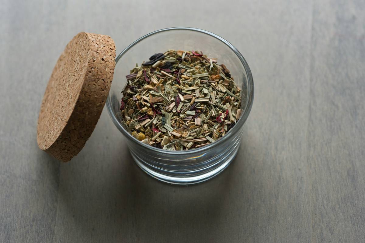 How Sleep Ease Herb Can Revolutionize Your Weight Loss Journey: The Lemon Balm Connection